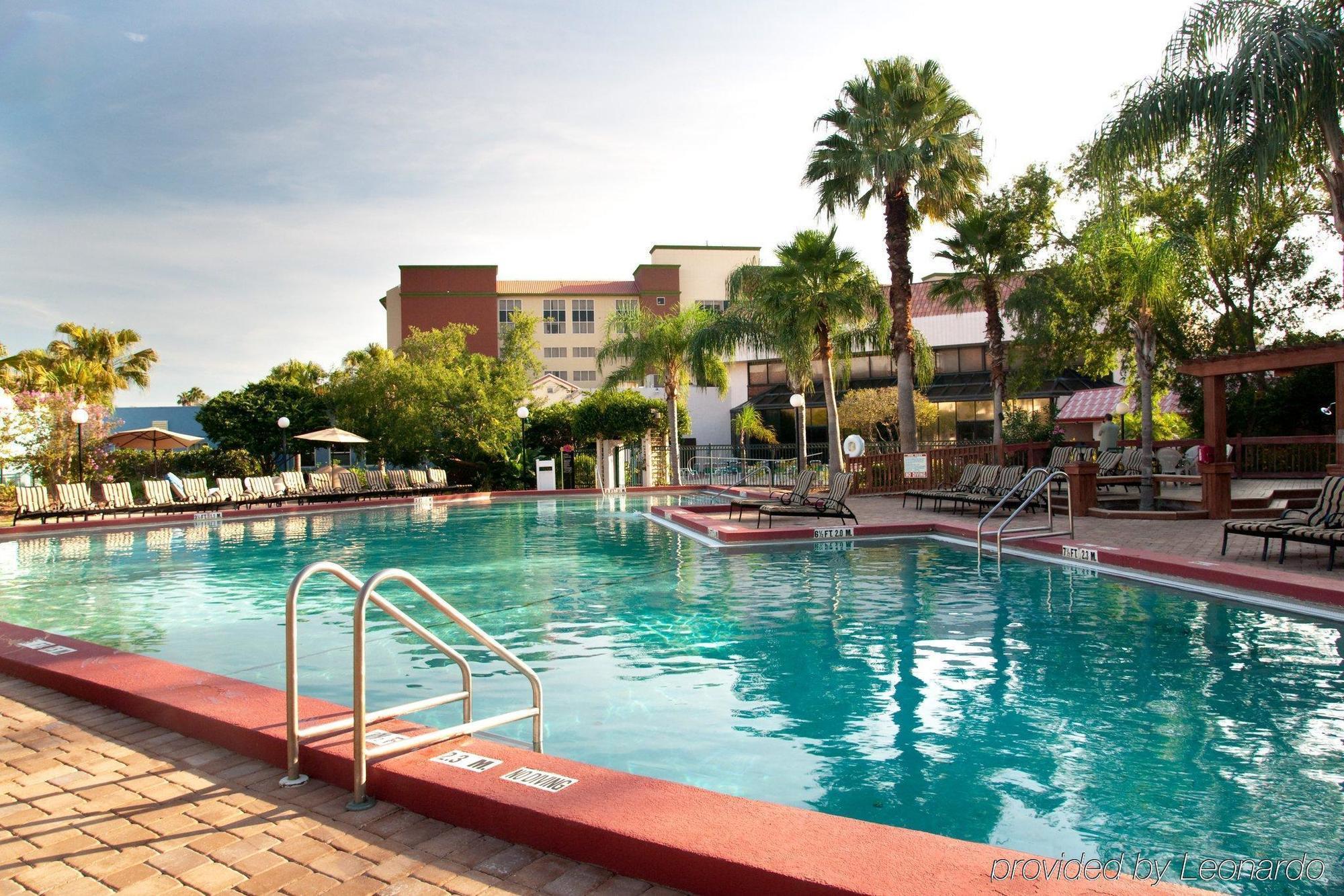 Holiday Inn Express-International Drive, An Ihg Hotel Orlando Exterior photo
